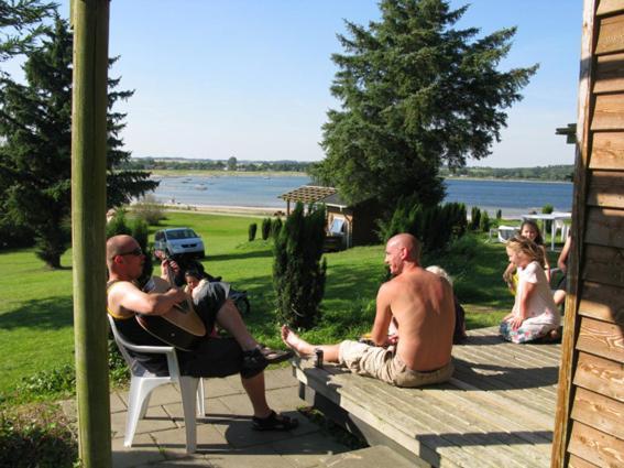 Vikær Strand Camping&Cottages Diernæs Rum bild