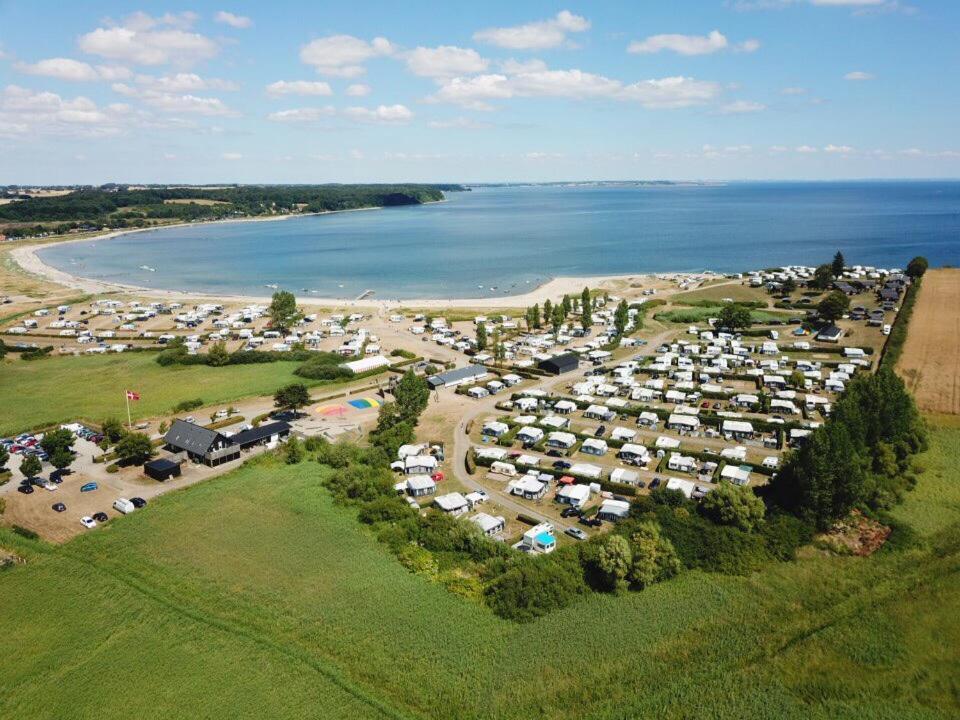 Vikær Strand Camping&Cottages Diernæs Exteriör bild